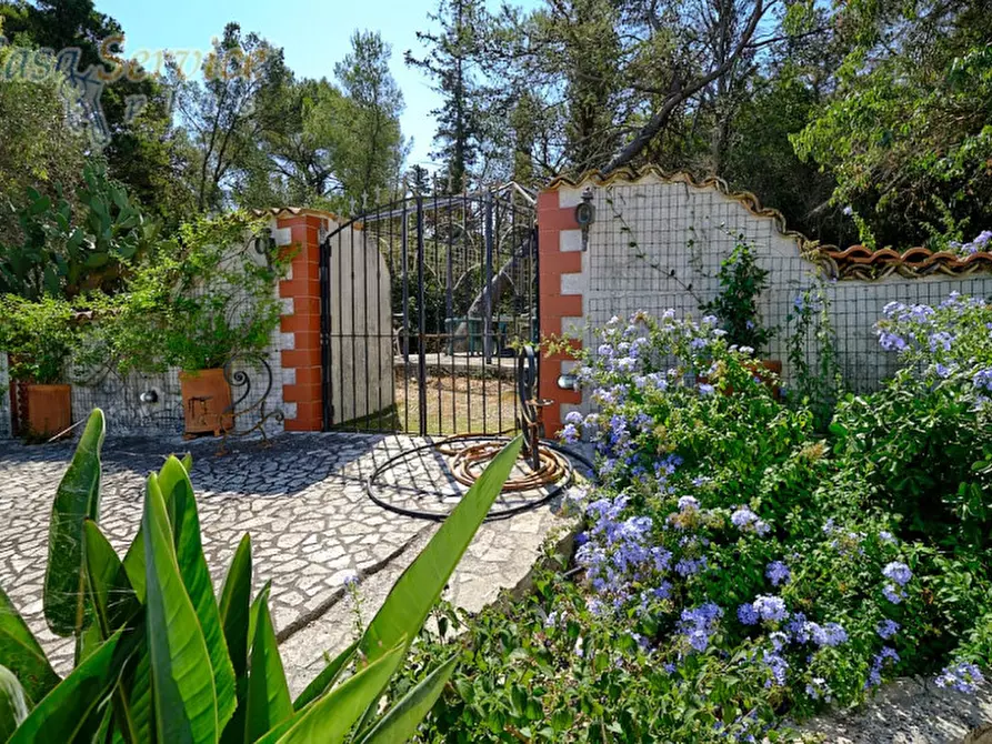 Immagine 14 di Villa in vendita  a Neviano