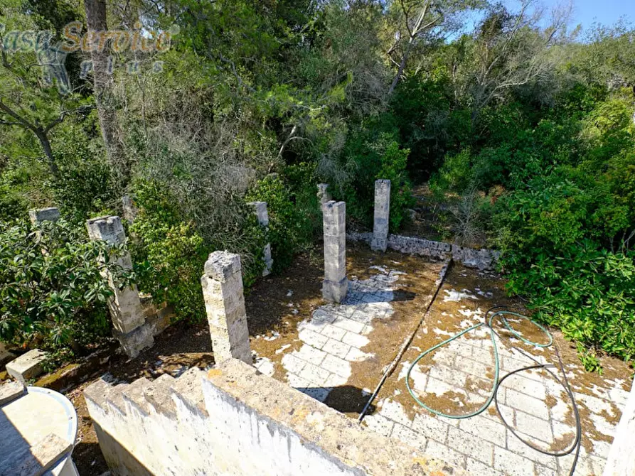 Immagine 24 di Villa in vendita  a Neviano