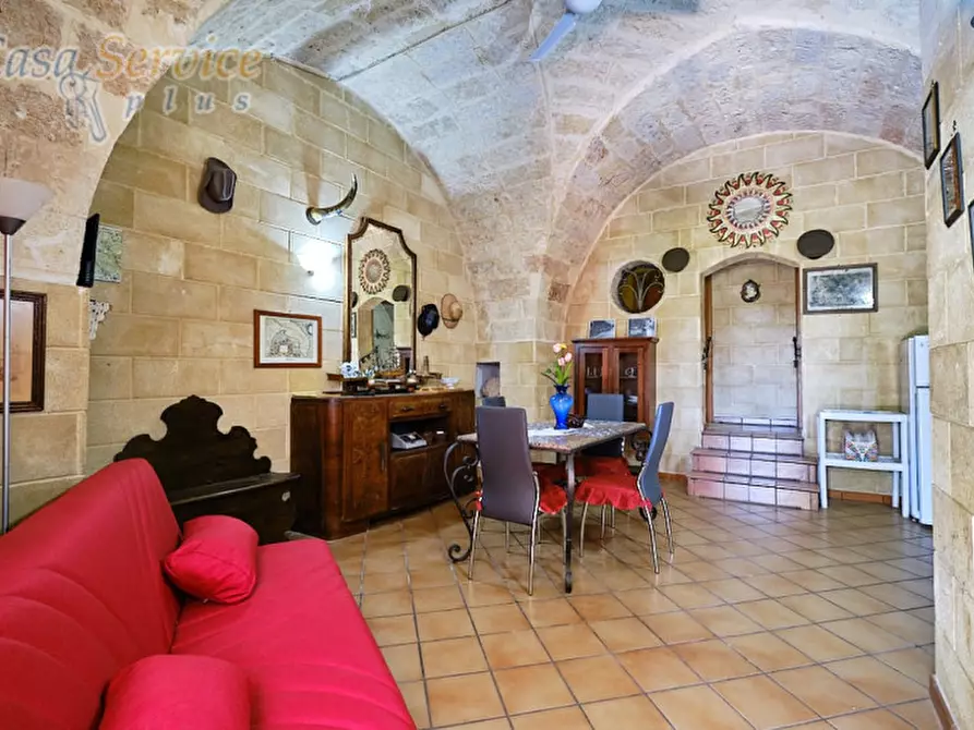 Immagine 33 di Villa in vendita  a Neviano