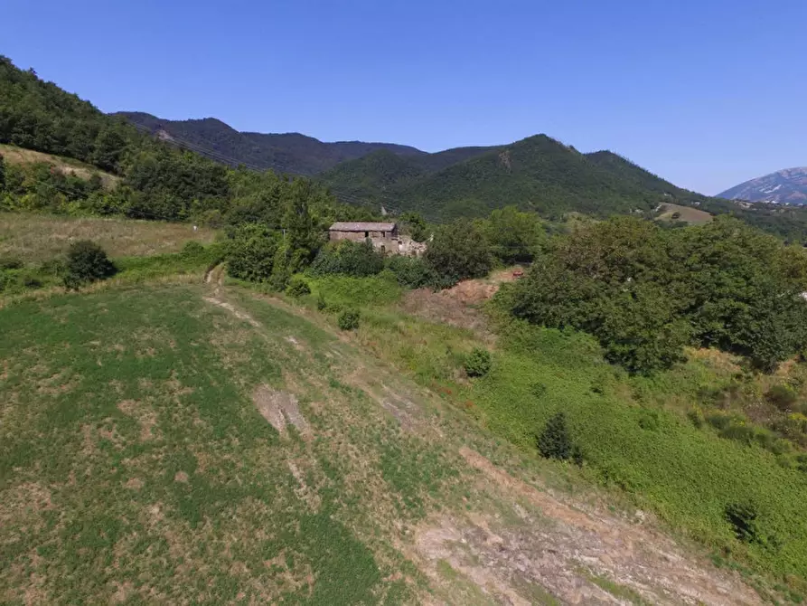 Immagine 6 di Rustico / casale in vendita  in pian di balbano a Cantiano