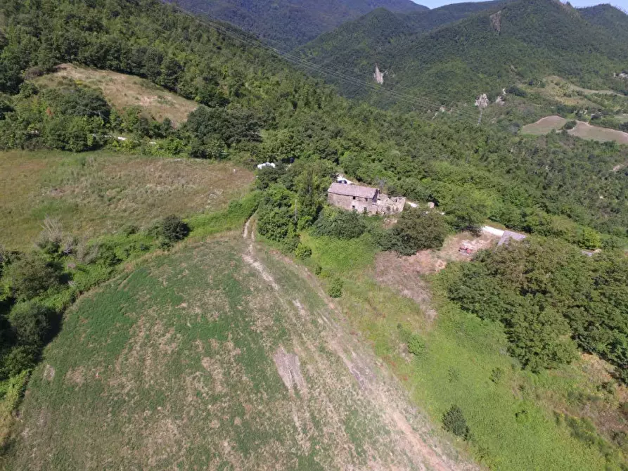 Immagine 7 di Rustico / casale in vendita  in pian di balbano a Cantiano