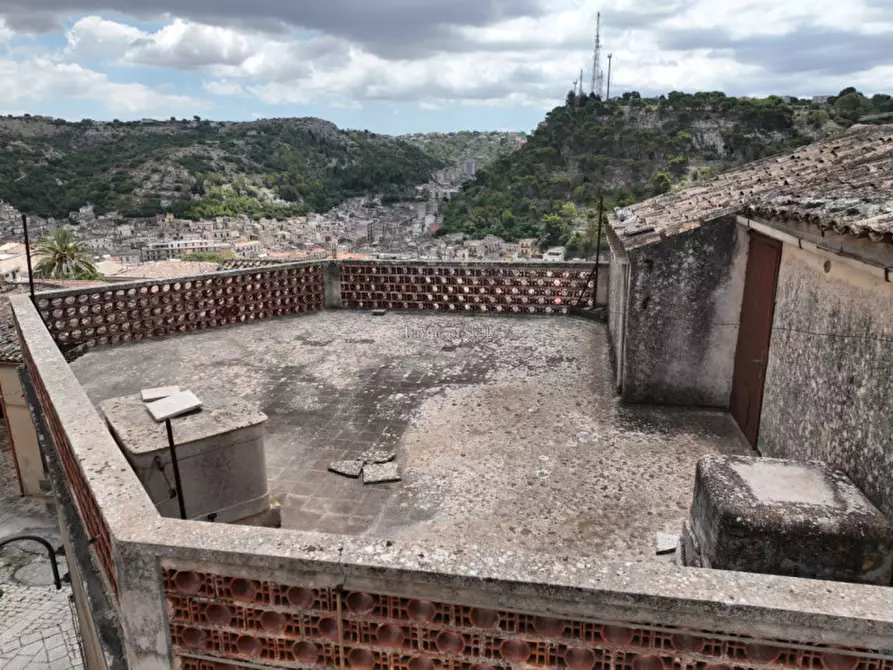 Immagine 5 di Casa indipendente in vendita  in Via Vincenzo Cinquattotto 1 a Modica