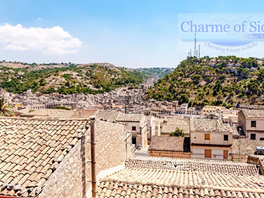 Immagine 8 di Casa indipendente in vendita  in Via Vincenzo Cinquattotto 1 a Modica