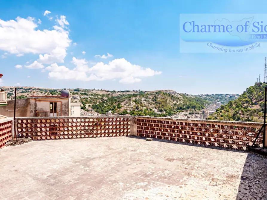 Immagine 12 di Casa indipendente in vendita  in Via Vincenzo Cinquattotto 1 a Modica