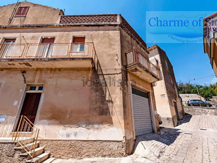 Immagine 16 di Casa indipendente in vendita  in Via Vincenzo Cinquattotto 1 a Modica