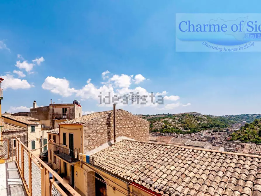 Immagine 22 di Casa indipendente in vendita  in Via Vincenzo Cinquattotto 1 a Modica