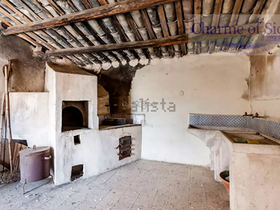 Immagine 28 di Casa indipendente in vendita  in Via Vincenzo Cinquattotto 1 a Modica