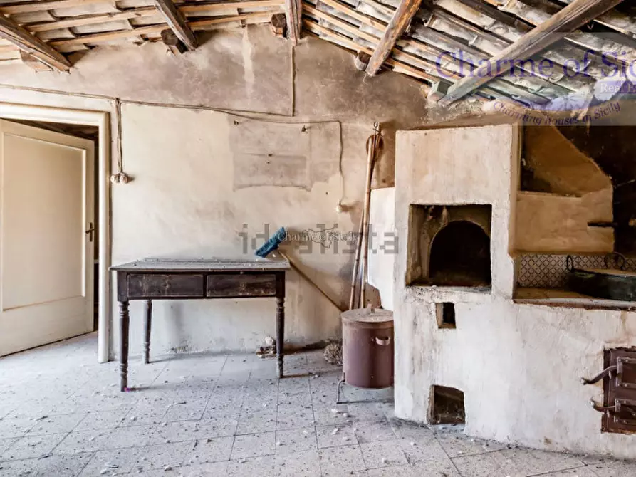 Immagine 29 di Casa indipendente in vendita  in Via Vincenzo Cinquattotto 1 a Modica