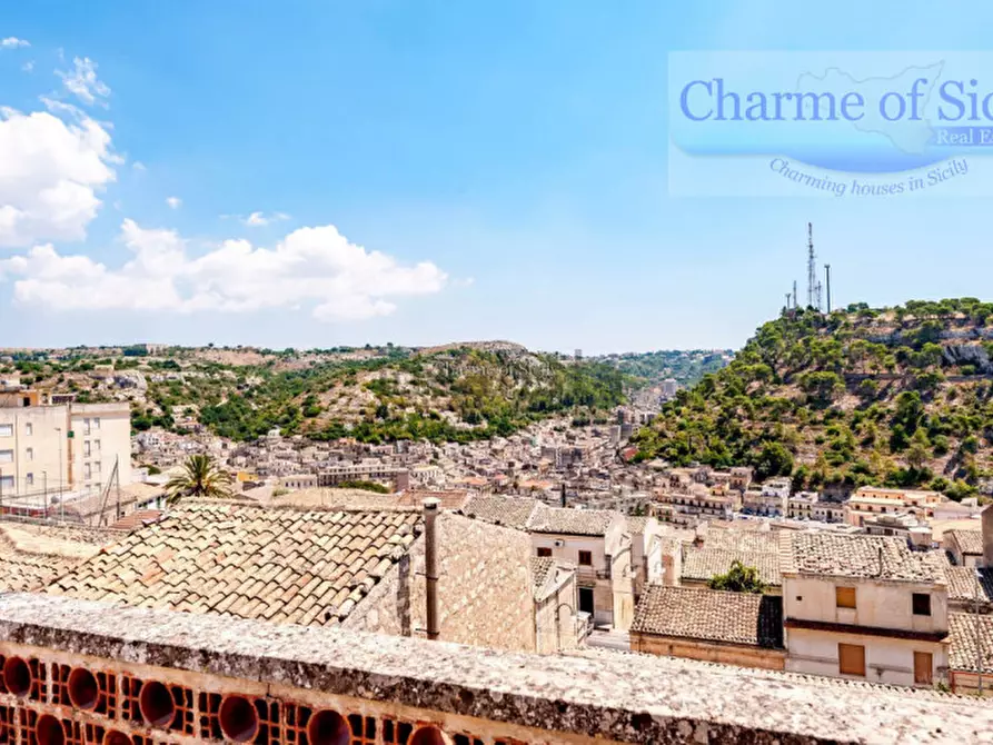 Immagine 30 di Casa indipendente in vendita  in Via Vincenzo Cinquattotto 1 a Modica