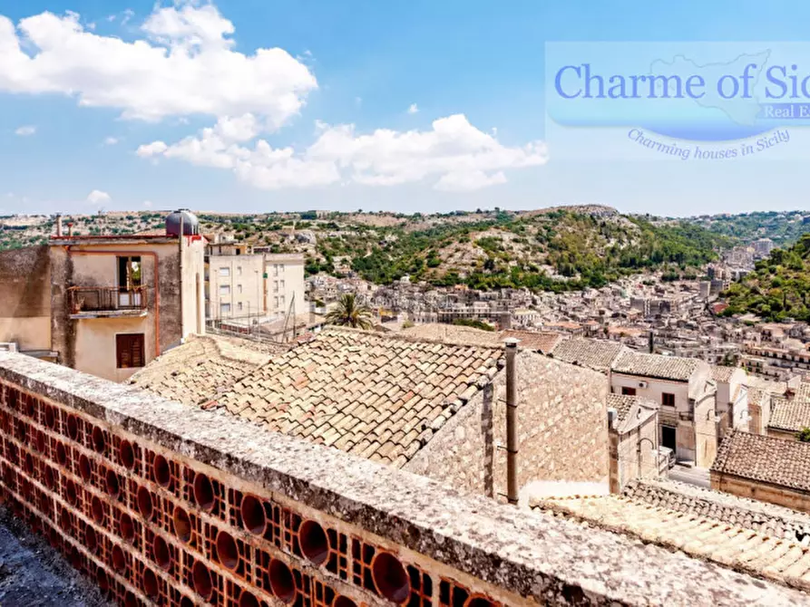 Immagine 34 di Casa indipendente in vendita  in Via Vincenzo Cinquattotto 1 a Modica