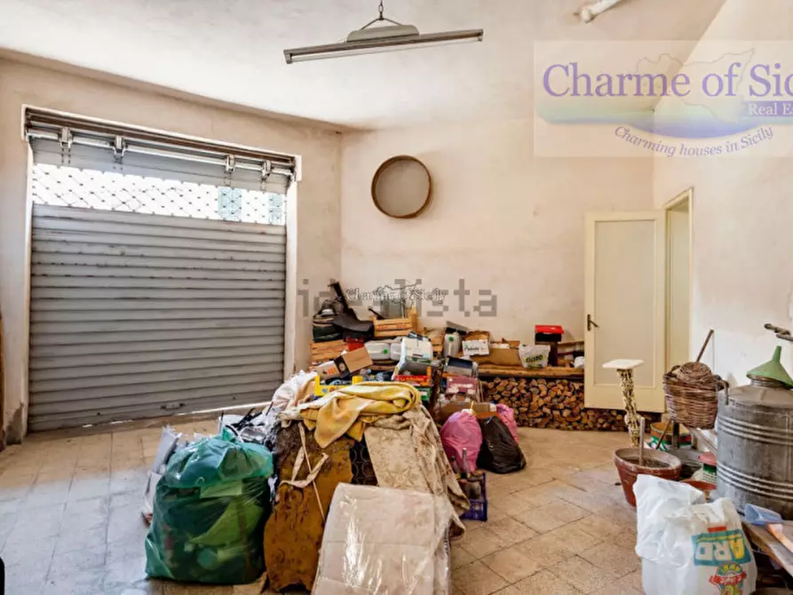Immagine 38 di Casa indipendente in vendita  in Via Vincenzo Cinquattotto 1 a Modica
