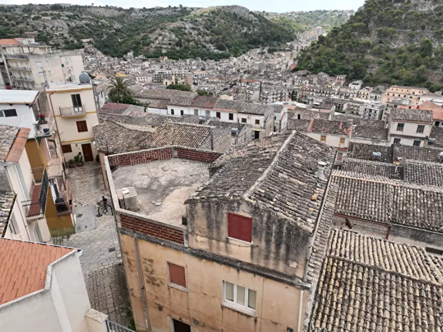 Immagine 42 di Casa indipendente in vendita  in Via Vincenzo Cinquattotto 1 a Modica