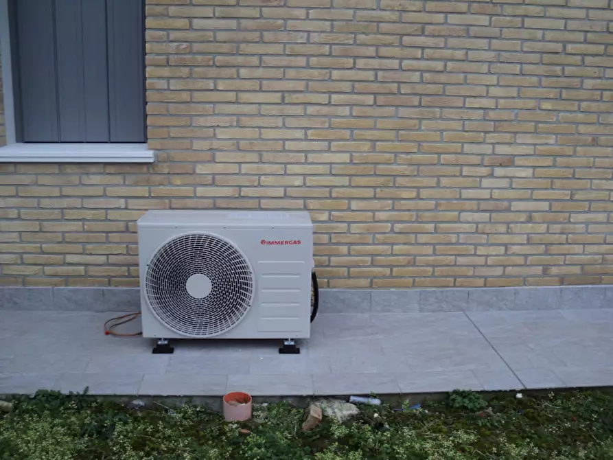 Immagine 33 di Villa in vendita  in VIA GIANNI  RODARI a Copparo