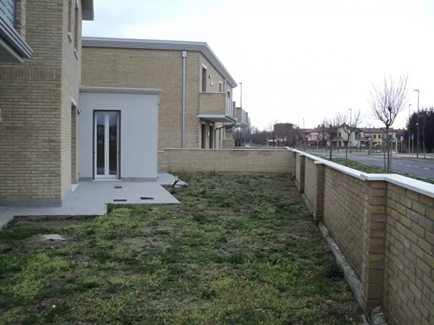 Immagine 36 di Villa in vendita  in VIA GIANNI  RODARI a Copparo