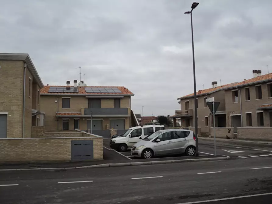 Immagine 38 di Villa in vendita  in VIA GIANNI  RODARI a Copparo