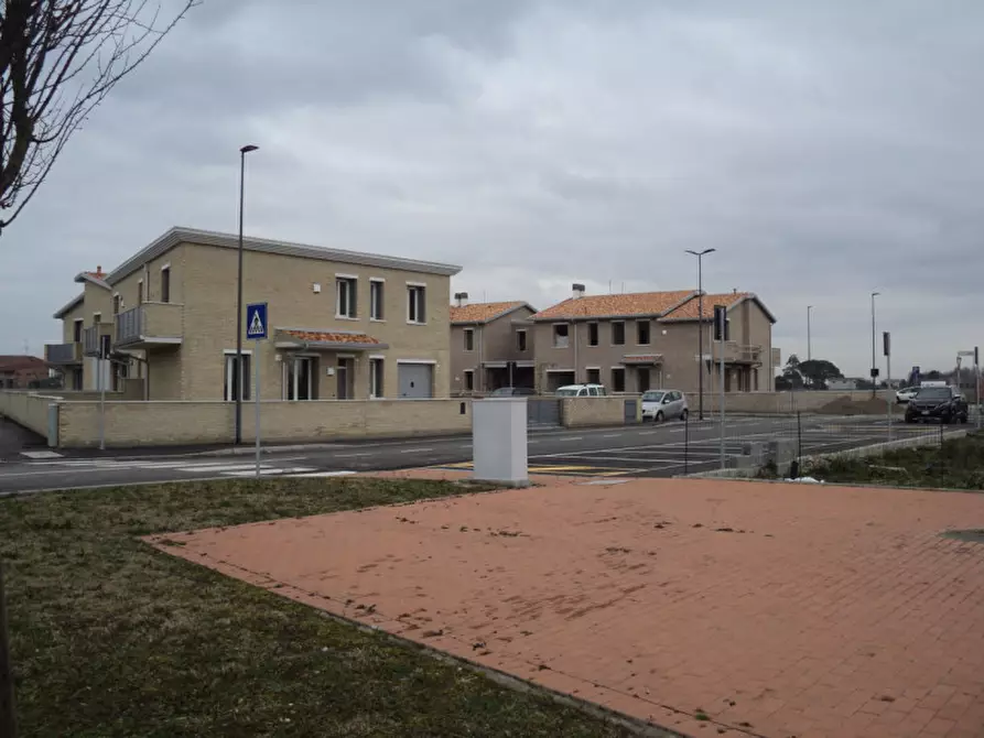 Immagine 44 di Villa in vendita  in VIA GIANNI  RODARI a Copparo