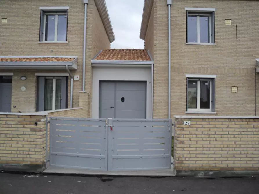 Immagine 53 di Villa in vendita  in VIA GIANNI  RODARI a Copparo