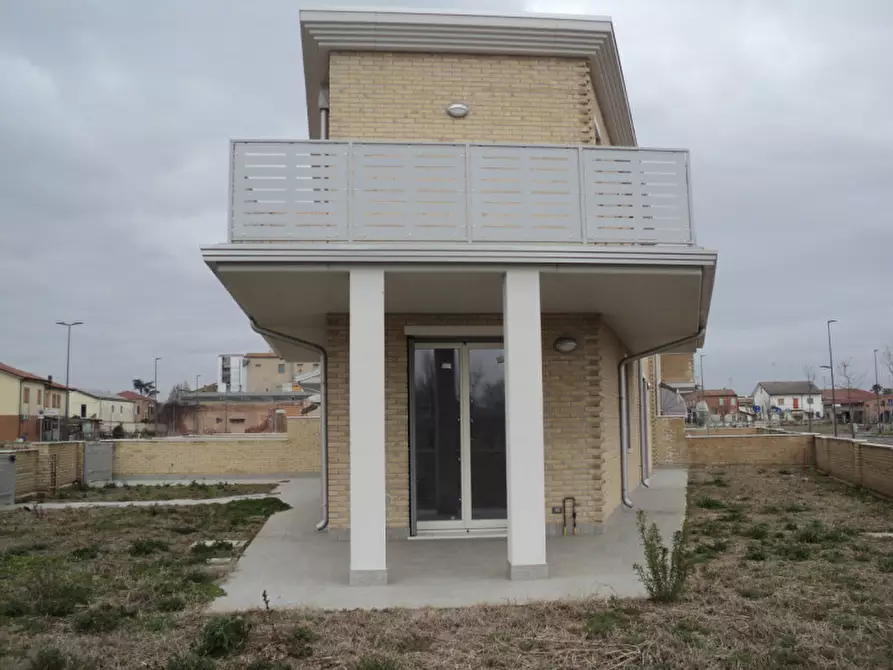 Immagine 91 di Villa in vendita  in VIA GIANNI  RODARI a Copparo