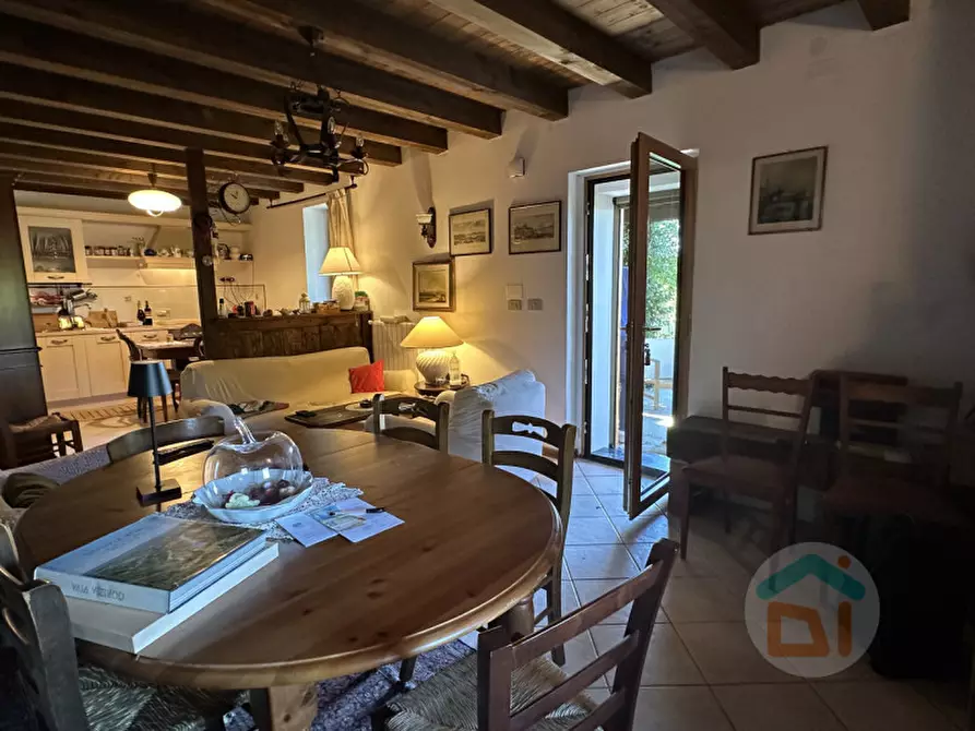 Immagine 10 di Casa bifamiliare in vendita  in Località Quarnizza a Dolegna Del Collio