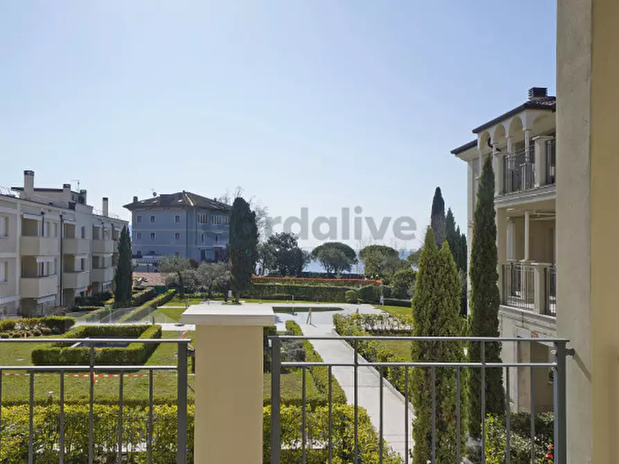 Immagine 9 di Appartamento in vendita  in Viale Ugo Foscolo 134 a Toscolano-Maderno