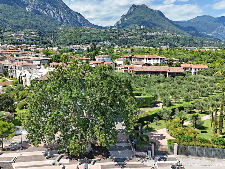 Immagine 13 di Appartamento in vendita  in Viale Ugo Foscolo 134 a Toscolano-Maderno