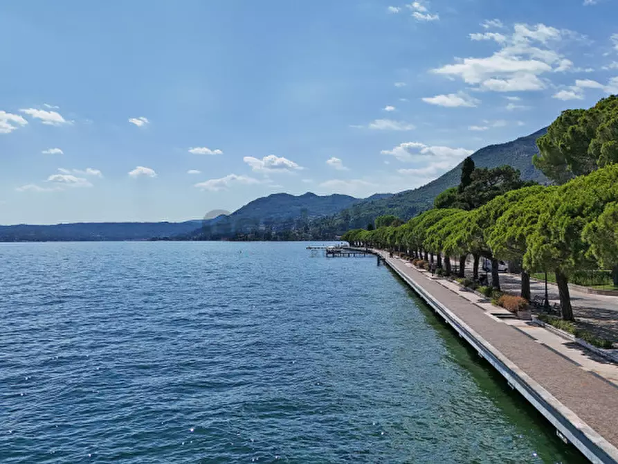 Immagine 31 di Appartamento in vendita  in Viale Ugo Foscolo 134 a Toscolano-Maderno