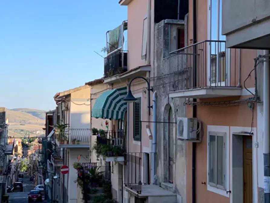 Immagine 5 di Casa indipendente in vendita  in Via Roma a Giarratana