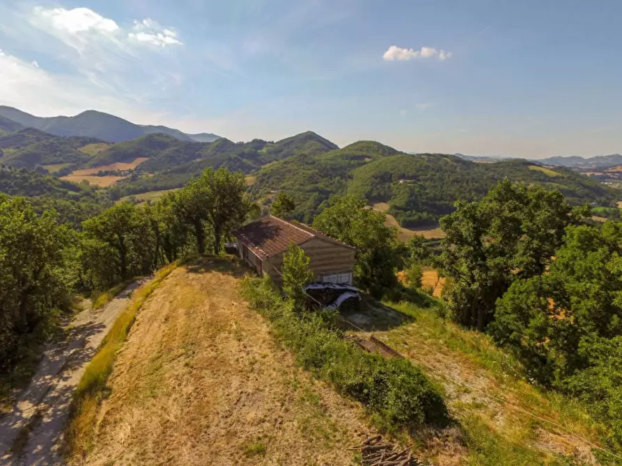 Immagine 16 di Rustico / casale in vendita  in via Monte Peruzzo a Cagli