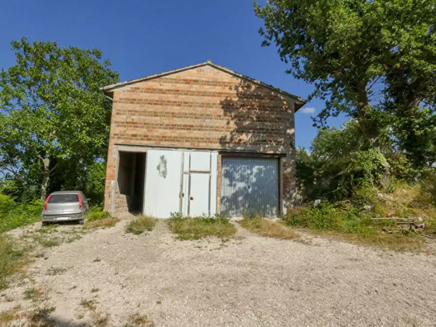 Immagine 42 di Rustico / casale in vendita  in via Monte Peruzzo a Cagli