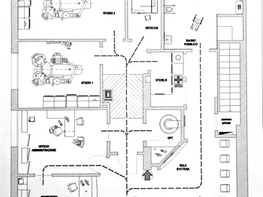 Immagine 5 di Negozio in vendita  in Via Brenta a Castelfranco Veneto