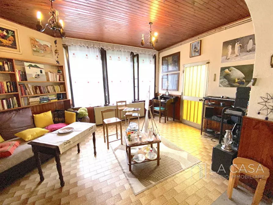 Immagine 6 di Palazzo in vendita  in Piazza Santa Margherita a Valvasone Arzene