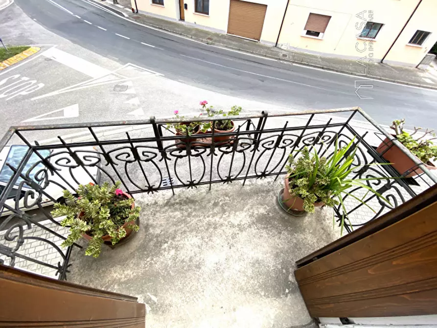 Immagine 17 di Palazzo in vendita  in Piazza Santa Margherita a Valvasone Arzene