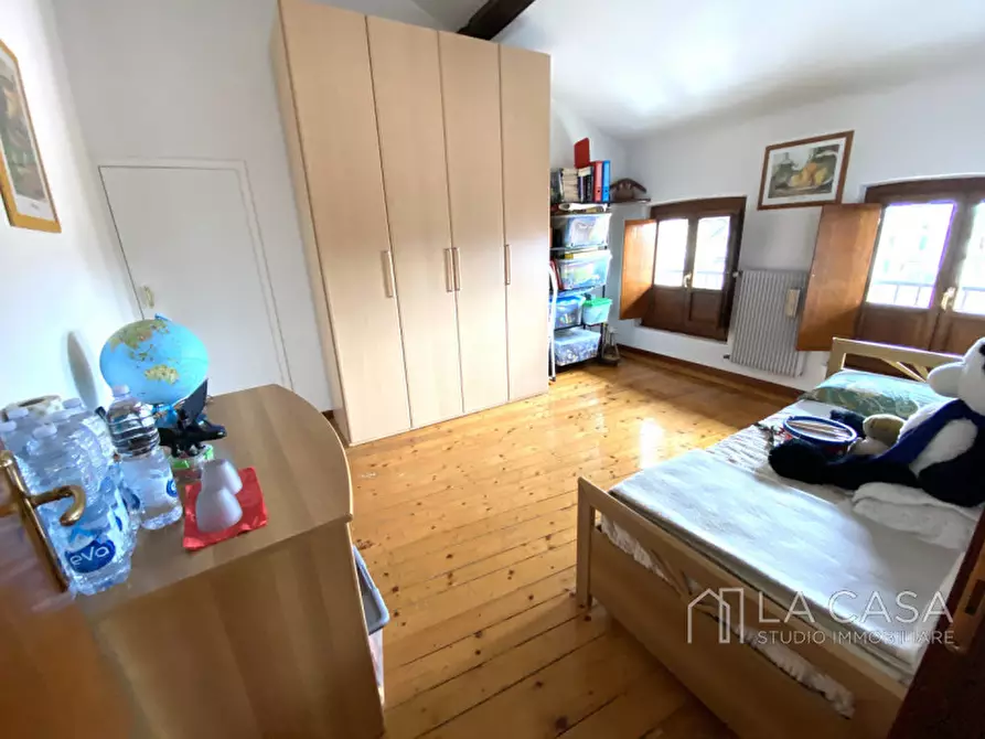 Immagine 19 di Palazzo in vendita  in Piazza Santa Margherita a Valvasone Arzene