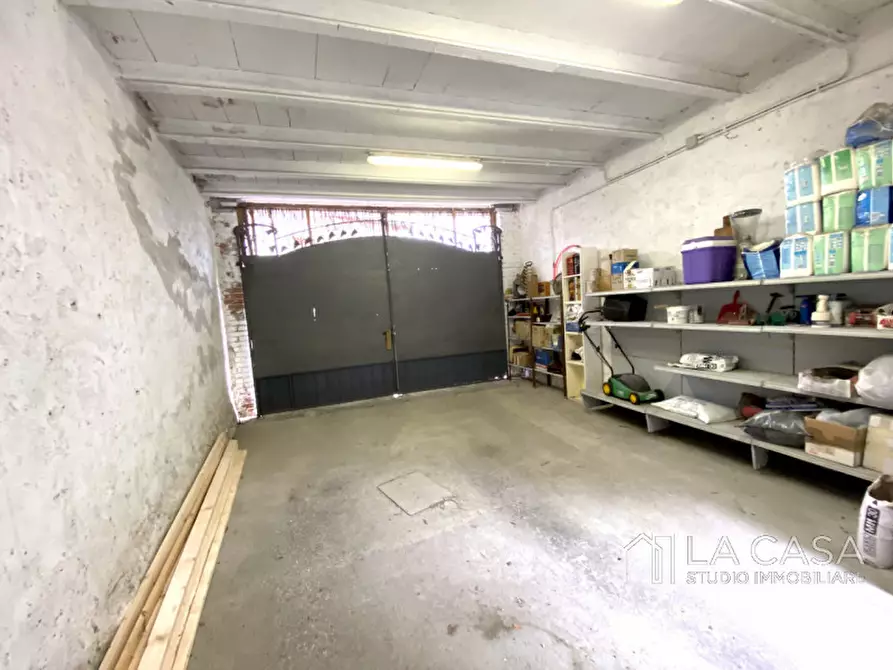 Immagine 27 di Palazzo in vendita  in Piazza Santa Margherita a Valvasone Arzene