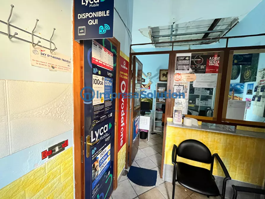 Immagine 15 di Negozio in vendita  in Vico Scalciccia a Napoli
