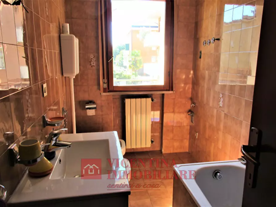 Immagine 9 di Appartamento in affitto  in Viale anconetta a Vicenza