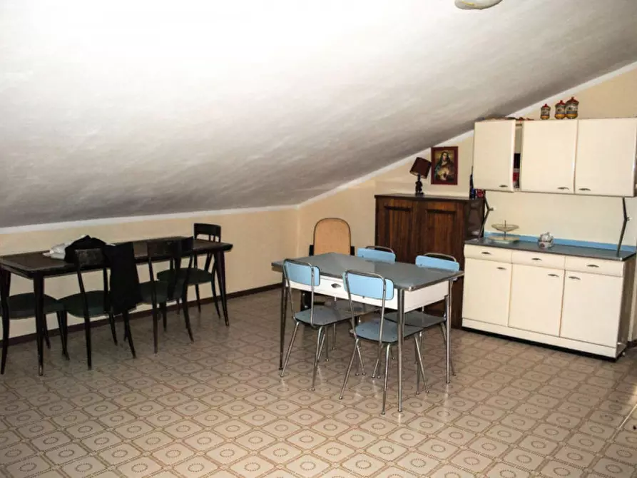 Immagine 11 di Appartamento in vendita  in Petrara a Serra Sant'abbondio