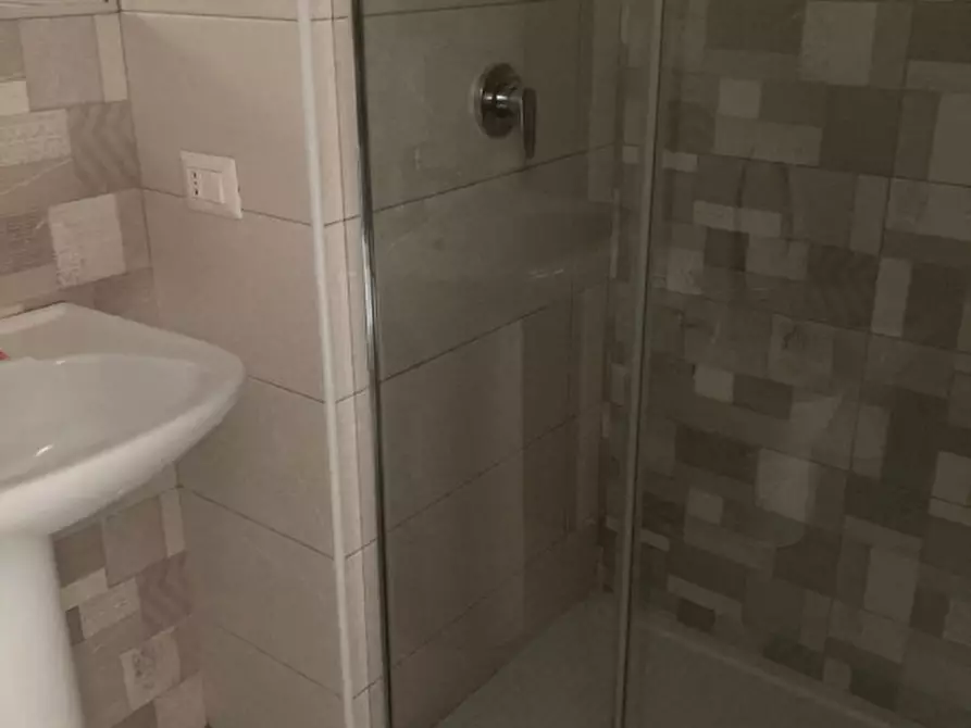 Immagine 9 di Appartamento in affitto  in CORSO AVEZZANA 10 a Torre Del Greco