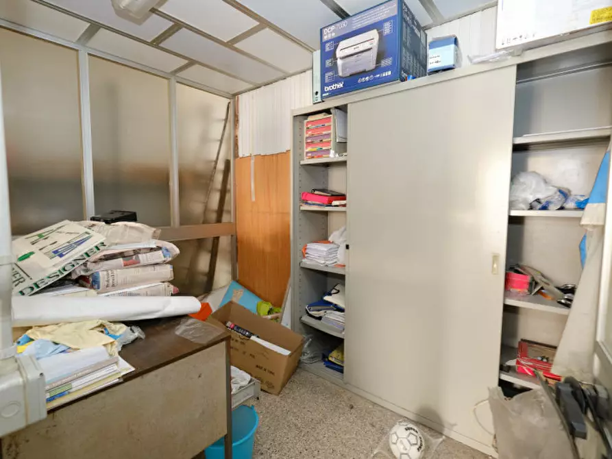 Immagine 6 di Laboratorio in vendita  a Gallipoli