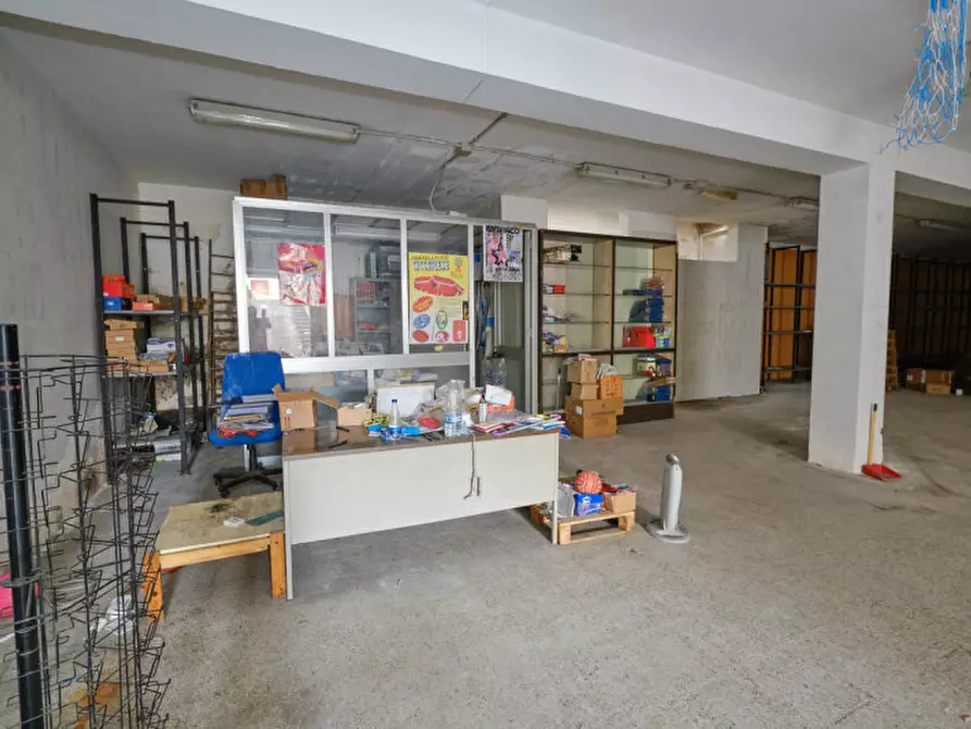 Immagine 7 di Laboratorio in vendita  a Gallipoli