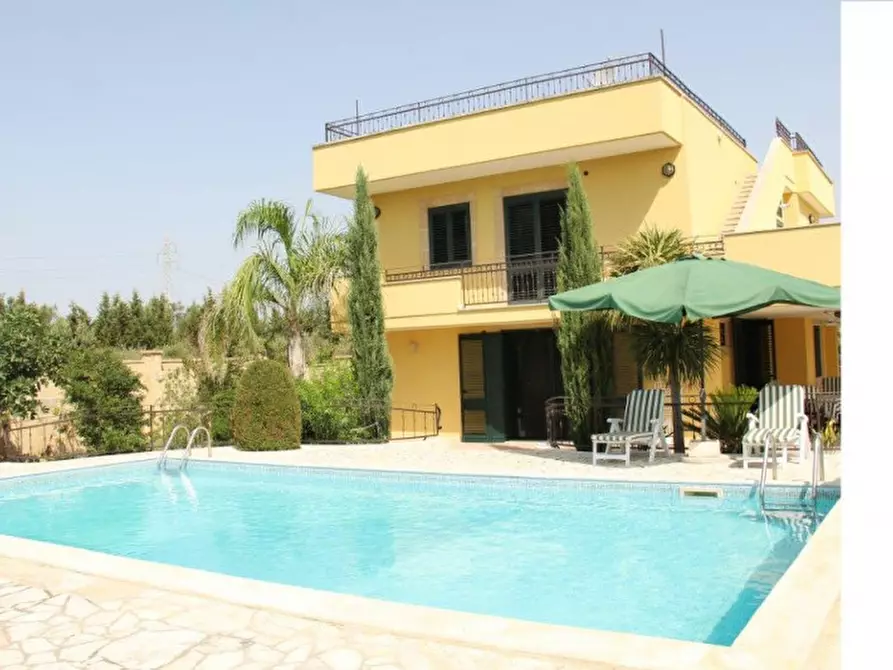 Immagine 2 di Villa in vendita  a Matino