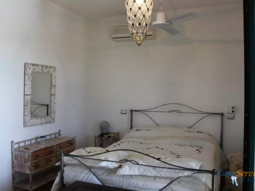 Immagine 25 di Villa in vendita  a Matino