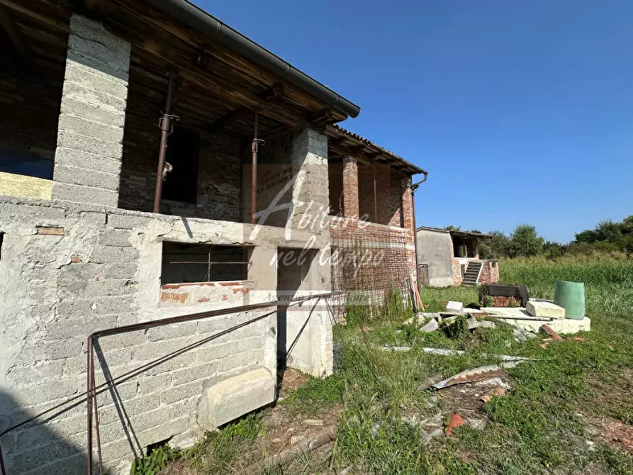 Immagine 5 di Rustico / casale in vendita  in Tombolo a Tombolo