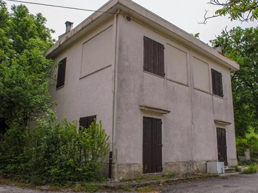 Immagine 1 di Appartamento in vendita  in Serra Sant'Abbondio a Serra Sant'abbondio