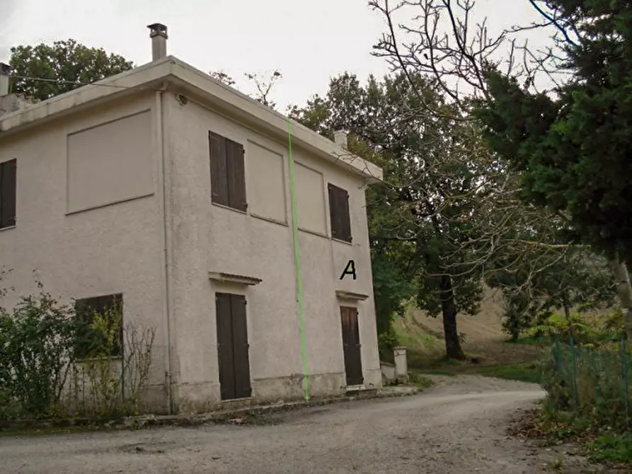 Immagine 5 di Appartamento in vendita  in Serra Sant'Abbondio a Serra Sant'abbondio