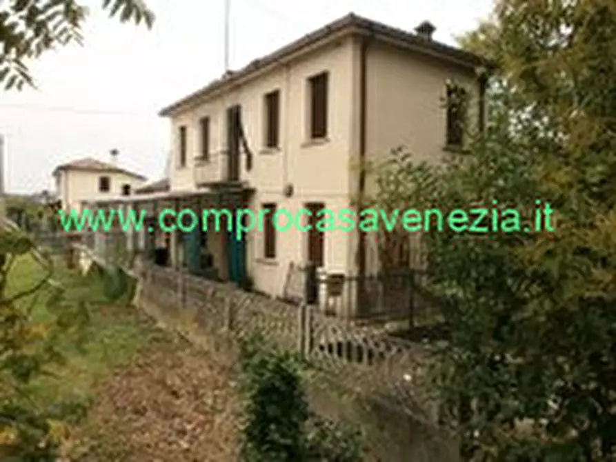 Immagine 1 di Casa indipendente in vendita  in EVERARDO a Roncade