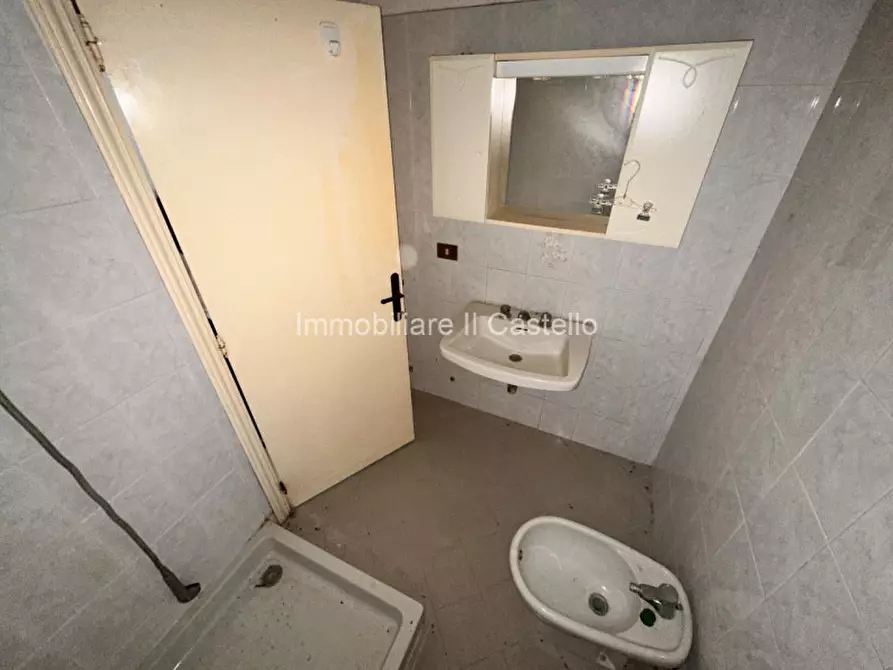 Immagine 9 di Appartamento in vendita  in Petrignano a Castiglione Del Lago