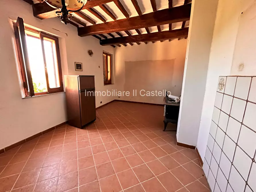 Immagine 7 di Appartamento in vendita  in petrignano a Castiglione Del Lago