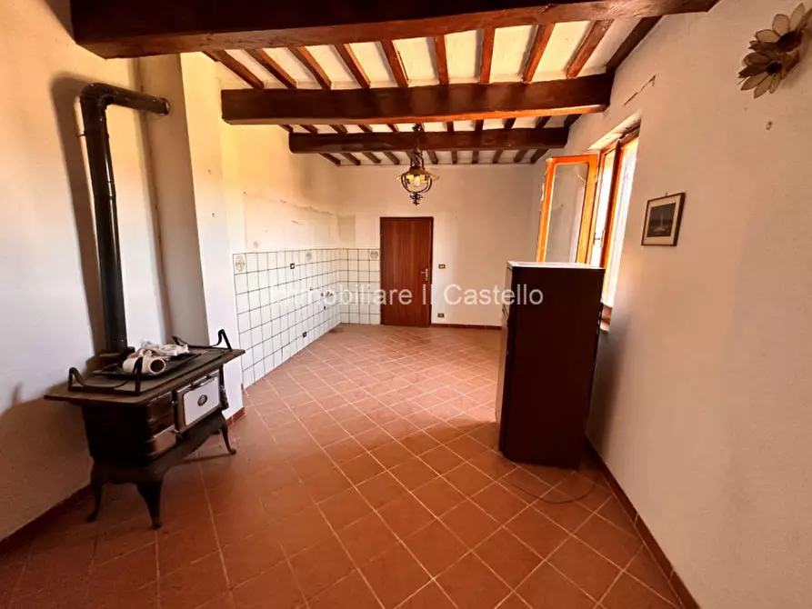 Immagine 8 di Appartamento in vendita  in petrignano a Castiglione Del Lago