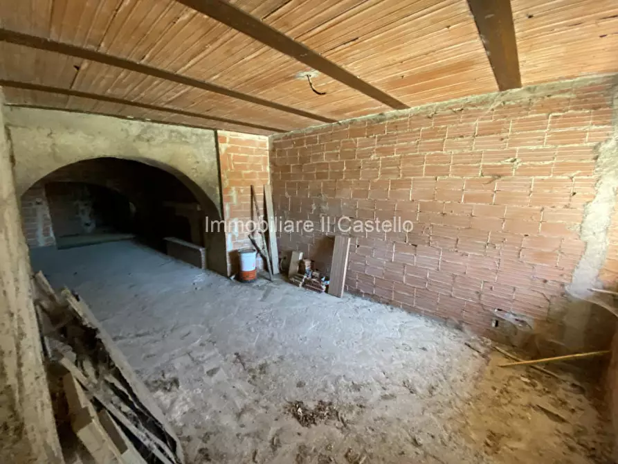 Immagine 3 di Casa bifamiliare in vendita  a Castiglione Del Lago